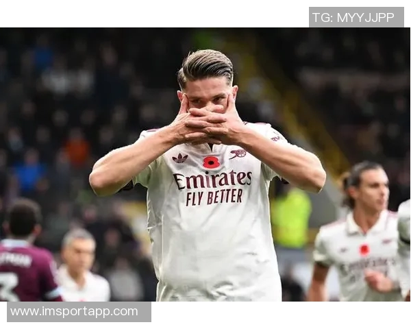 爱将塔帅盛赞约克雷斯的顶级跑动能力与积极性令人刮目相看 爱将塔帅盛赞约克雷斯的顶级跑动能力与积极性令人刮目相看