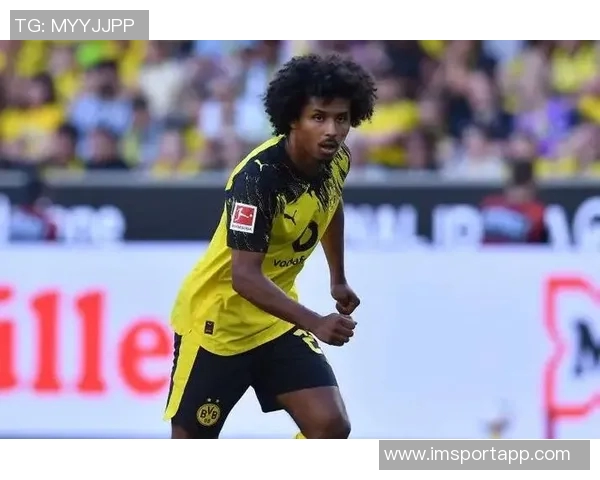 曼联寻求边锋和10号位新援目前未与阿德耶米接触