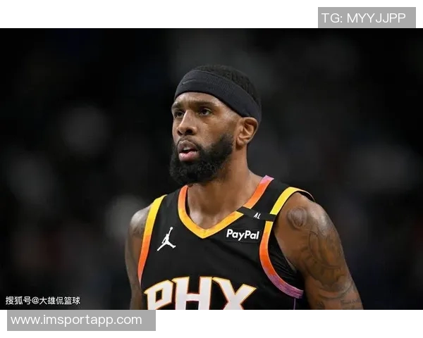 三球本赛季表现下滑愿意离队场均216分69板96助命中率创生涯新低