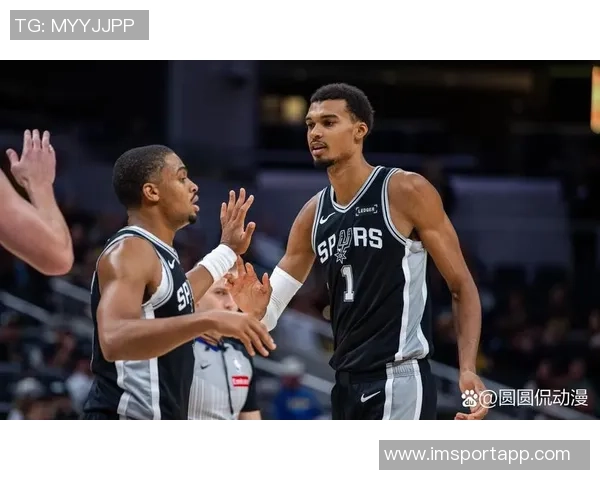 文班亚马赞弗拉格比赛强度称已观看多部精彩集锦 文班亚马赞弗拉格比赛强度称已观看多部精彩集锦