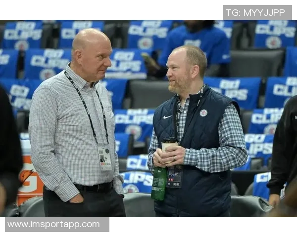 弗兰克透露比尔下周初手术后需静养五到七天并使用拐杖四到六周 弗兰克透露比尔下周初手术后需静养五到七天并使用拐杖四到六周