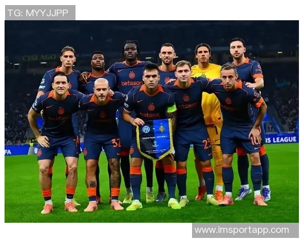 国米2025年12月最佳球员候选名单揭晓劳塔罗皮奥阿坎吉泽林斯基争夺荣誉