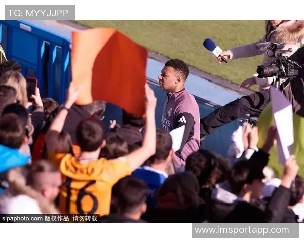 卡瓦哈尔有望复出参加西超杯贝蒂斯战役仍缺正印右后卫