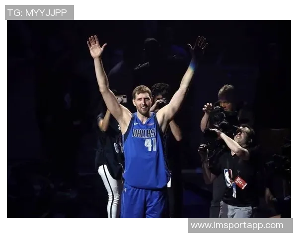 独行侠与诺维茨基共同揭幕家乡第4座翻新球场展现篮球魅力