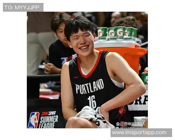 杨瀚森逐渐适应高强度比赛展现出色表现赢得球迷赞誉 杨瀚森逐渐适应高强度比赛展现出色表现赢得球迷赞誉